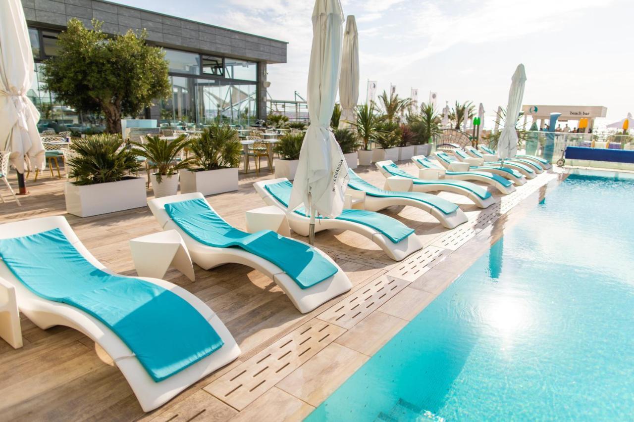 Hotel Opera Mamaia Extérieur photo